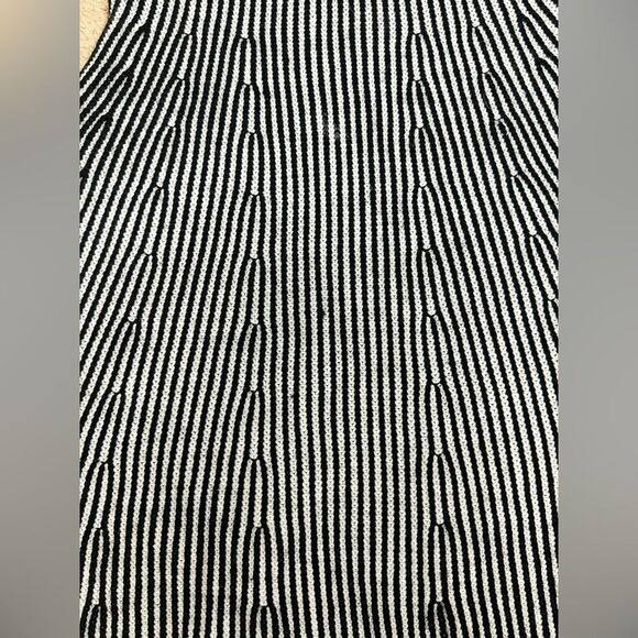 J.O.A. Los Angeles Knitted Fit & Flare Black White Knee Length Dress Sz M EUC - Picture 6 of 15
